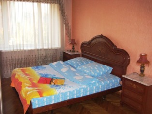 спальная комната, посуточная трехкомнатная квартира, Пенза ул. Ставского, дом 10